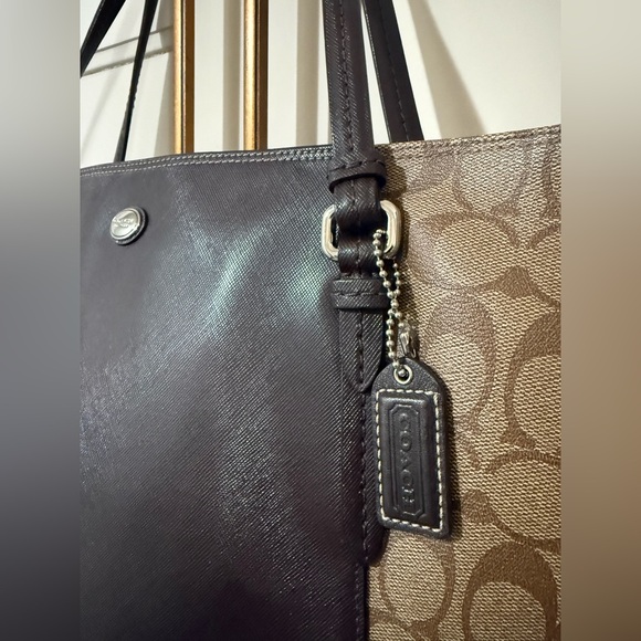 Coach Brown Leather & Signature Canvas F30301 Tote Bag Purse - Picture 3 of 9